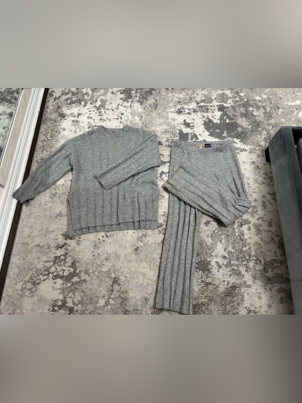 H&M Light Gray Ribbed Crew Sweater & Pants